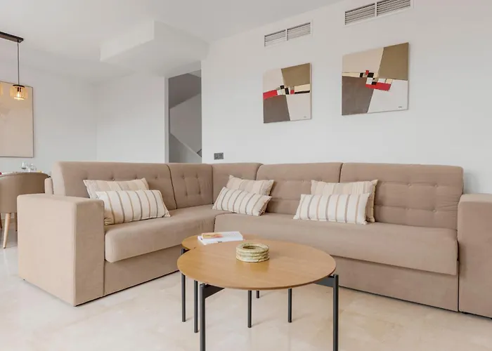 Sky And Sea Penthouse