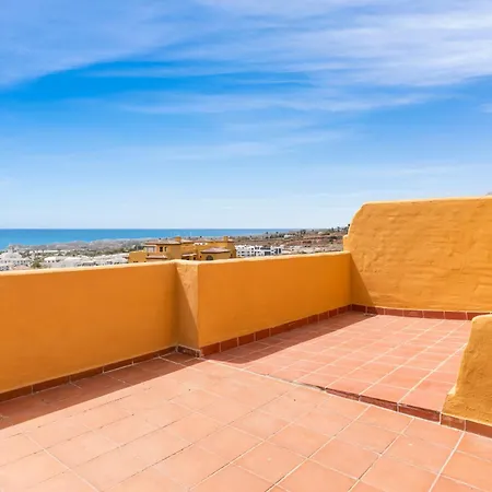 Sky And Sea Penthouse - Pool, Jacuzzi, Sea Views *